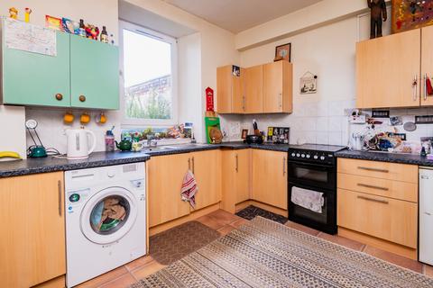 2 bedroom flat for sale, Urquhart Road, Aberdeen AB24