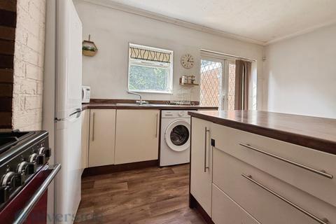 2 bedroom terraced house for sale, Graham Avenue, Hull HU4