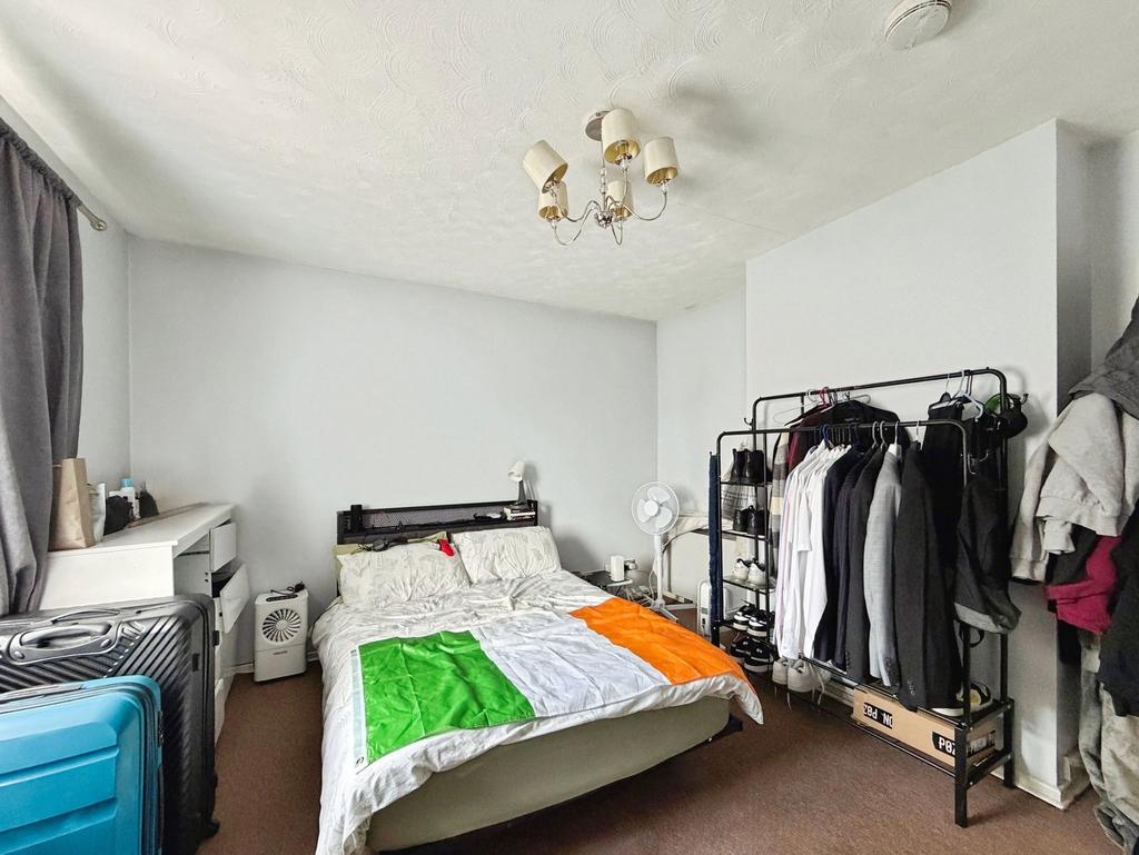 Apartment in Southampton, Western Docks, Freemantle - More