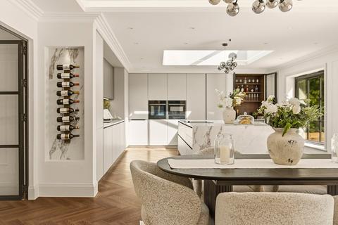 5 bedroom detached house for sale, Hillside, Woking, GU22