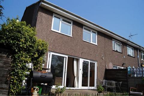 River Close, Waltham Cross, EN8