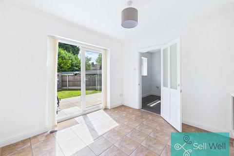 4 bedroom semi-detached house for sale, Shap Drive, Manchester M28