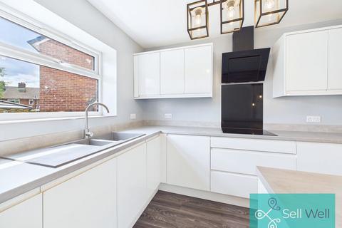 4 bedroom semi-detached house for sale, Shap Drive, Manchester M28