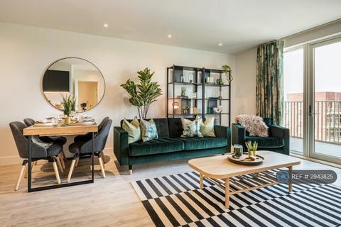 undefined, Appledore Court, Hounslow, TW3