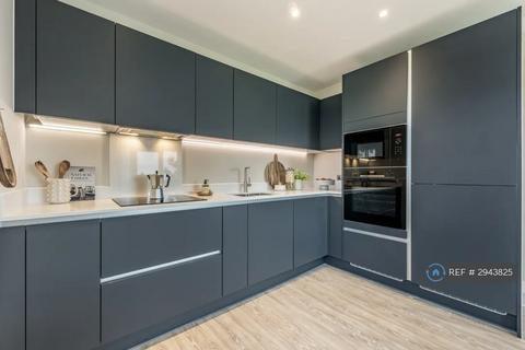 undefined, Appledore Court, Hounslow, TW3