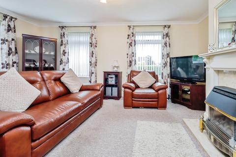 3 bedroom end of terrace house for sale, Duke Street, Wrexham, LL14