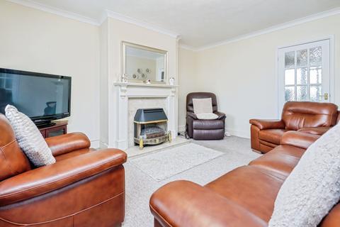 3 bedroom end of terrace house for sale, Duke Street, Wrexham, LL14