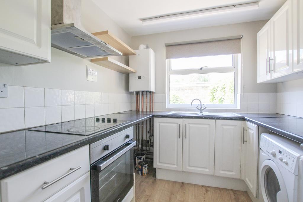 Apartment in Cambridge, Cambridgeshire - View 2