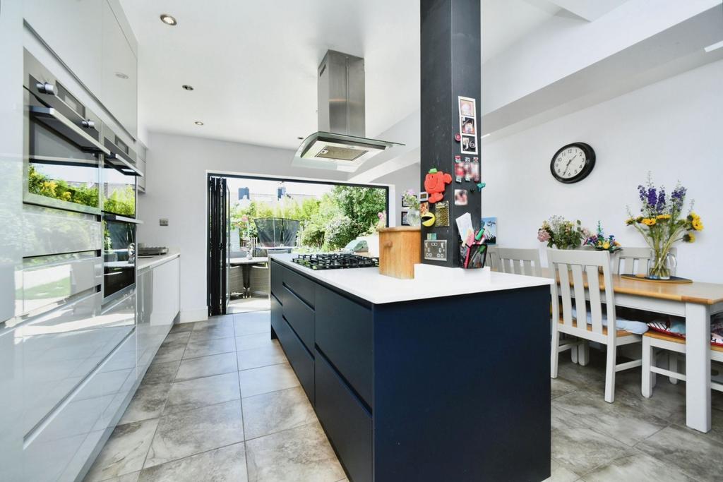 House in Brighton, Round Hill - View 5