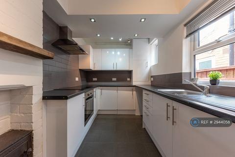 3 bedroom terraced house to rent, Nicholson St, Newark, NG24