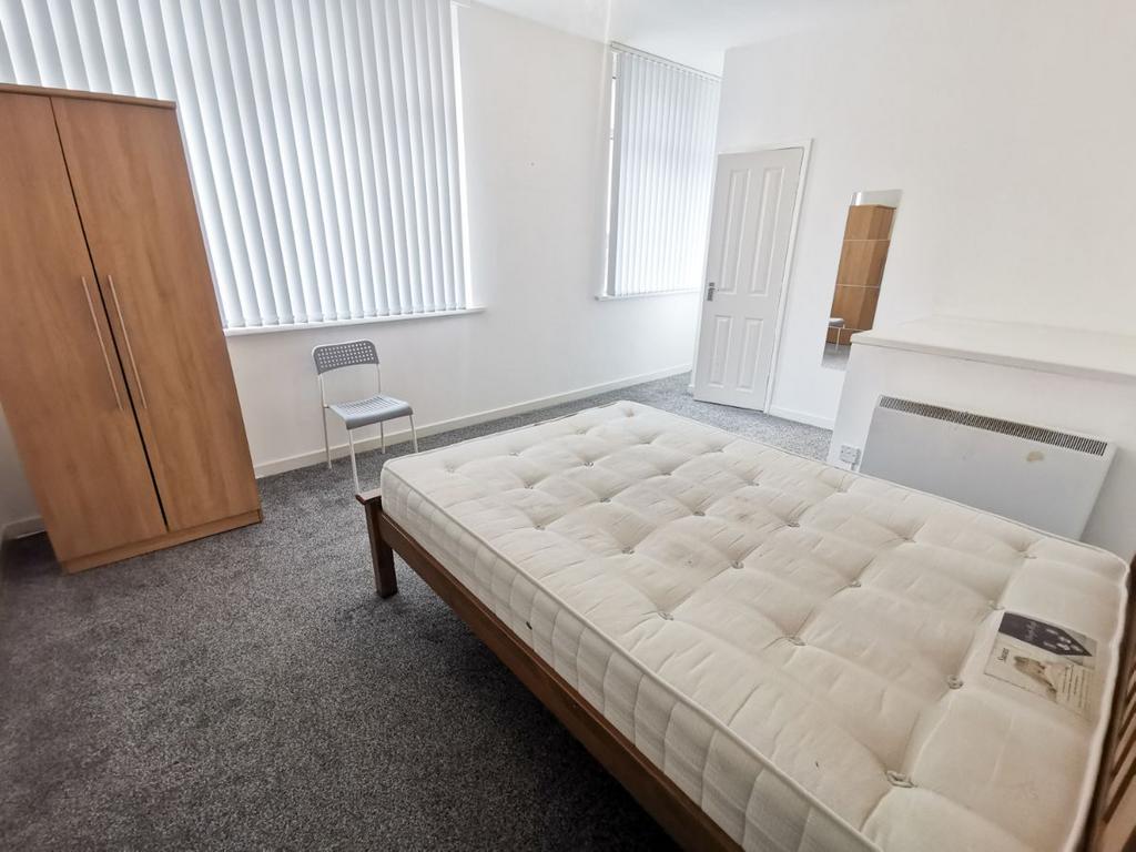 Apartment in Newcastle Upon Tyne, Grainger Town - View 3