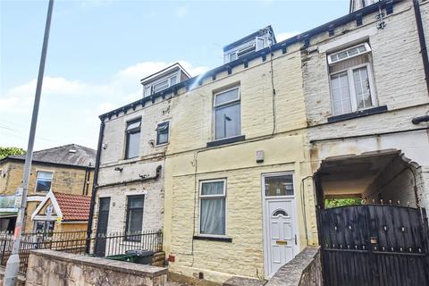 Terraced house - Grantham Road, Bradford, West Yorkshire