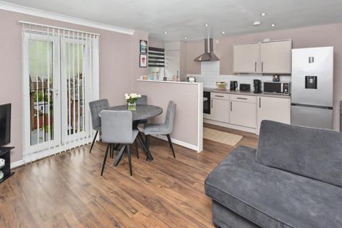 2 bedroom apartment for sale, Blue Hill Lane, Wortley, Leeds