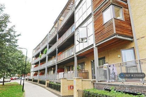 2 bedroom flat to rent, Aster Court, London, E5