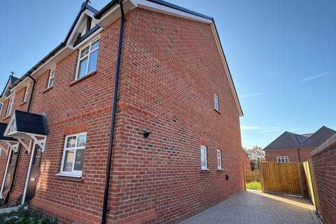 3 bedroom detached house for sale, Plot 50 at Brickmaker's Corner, Binfield, Bracknell RG42