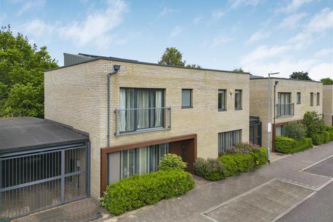 Detached house - Vicarage Way, Trumpington CB2