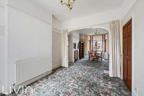 3 bedroom semi-detached house for sale, Thornton Heath CR7