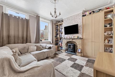 2 bedroom terraced house for sale, Henry Street, Sheffield S21