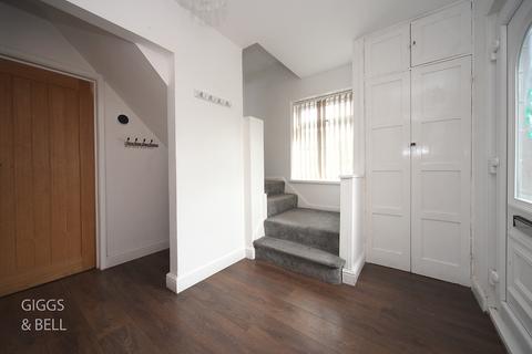 6 bedroom semi-detached house for sale, Cowridge Crescent, Luton, Bedfordshire, LU2