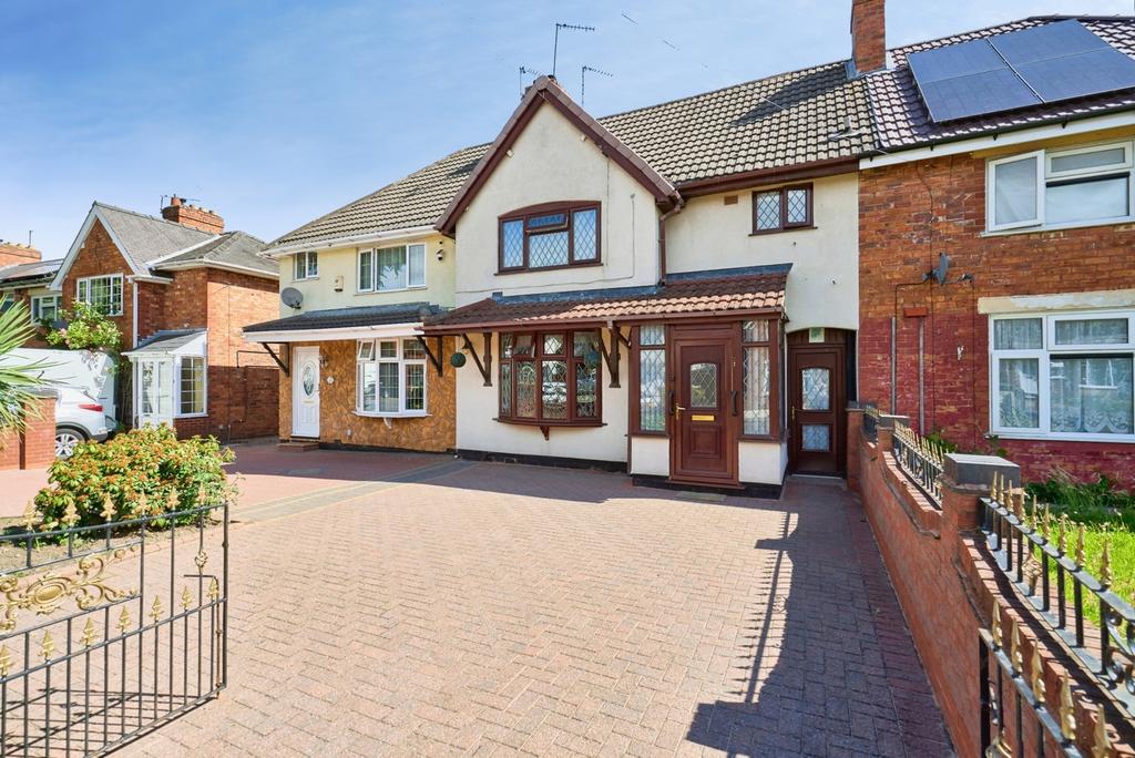 3 bedroom terraced house for sale