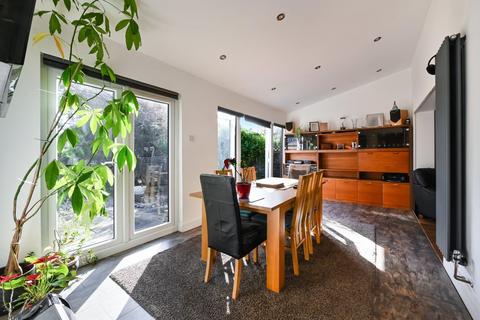 3 bedroom semi-detached house for sale, Kingston Road, Ewell