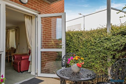 2 bedroom apartment for sale, Somers Brook Court, Newport, Isle of Wight