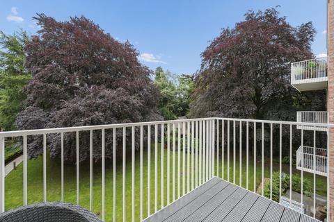 3 bedroom apartment for sale, Alderley Road, Wilmslow, SK9