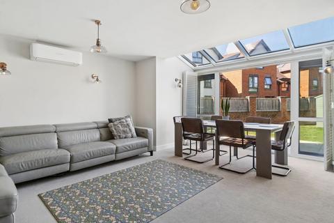 4 bedroom semi-detached house for sale, Apsley Walk, Iver SL0
