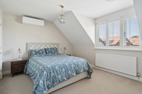 4 bedroom semi-detached house for sale, Apsley Walk, Iver SL0