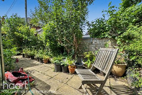 3 bedroom end of terrace house for sale, Chapel Road, COLCHESTER