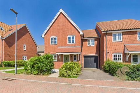 4 bedroom link detached house for sale, Shearing Street, Bury St. Edmunds IP32