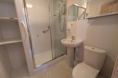 2 bedroom semi-detached bungalow for sale, Westgate Road, Darlington