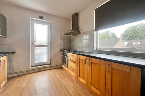 2 bedroom flat for sale, Ilkeston Road, Nottingham, NG7