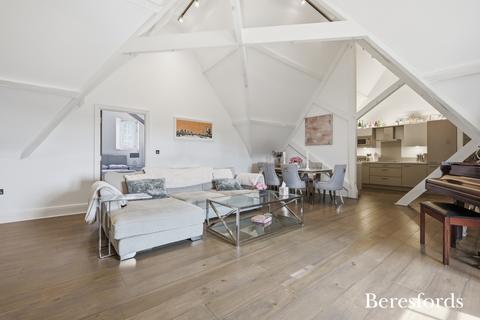 2 bedroom penthouse for sale, The Galleries, Warley, CM14