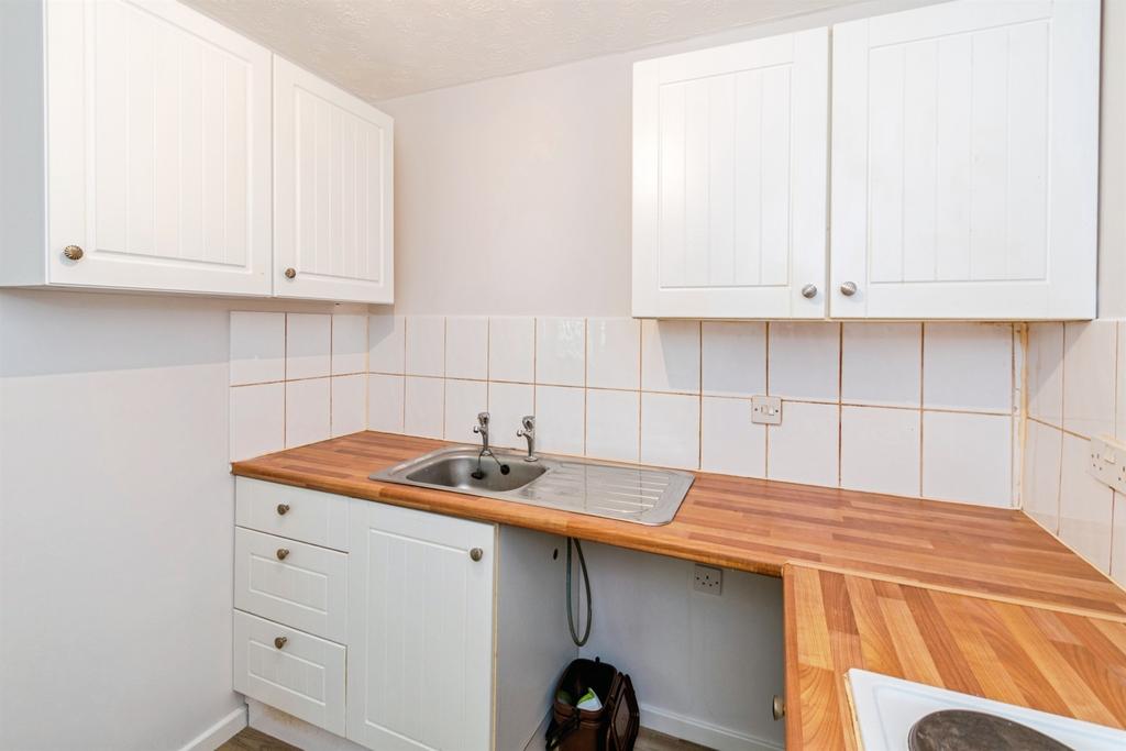 Kern Close, Southampton - View 3