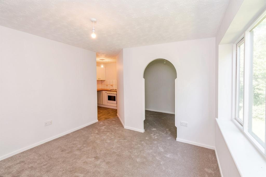 Kern Close, Southampton - View 5
