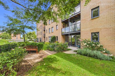 undefined, Shortmead Street, Bedfordshire SG18