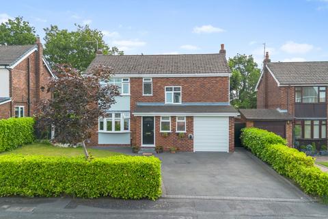 Detached house - Churchfields, Croft, WA3