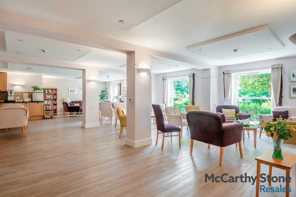 Open-plan living area, open plan living