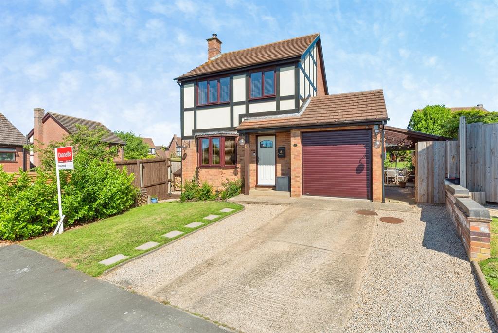 3 bedroom detached house for sale