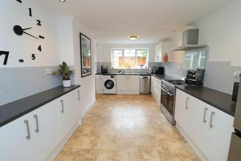 3 bedroom detached house for sale, Langdale Road, Market Weighton, York