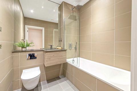 1 bedroom flat to rent, Causton Road, London N6
