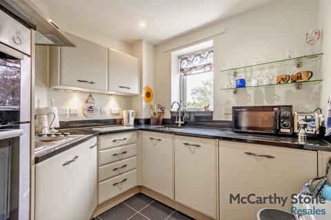 2 bedroom apartment for sale, Ridgeway Court, Mutton Hall Hill, Heathfield, East Sussex, TN21 8NB