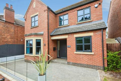 4 bedroom detached house for sale, High Bank Road, BURTON-ON-TRENT