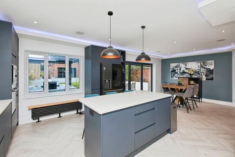 4 bedroom detached house for sale, High Bank Road, BURTON-ON-TRENT
