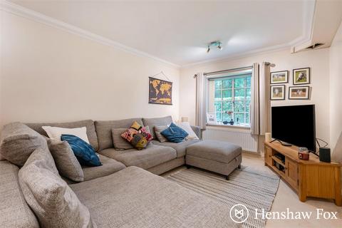 2 bedroom flat for sale, Brewery Lane, Romsey Town Centre, Hampshire
