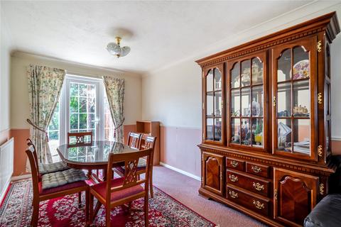 3 bedroom terraced house for sale, Lindley Road, Walton-On-Thames, KT12