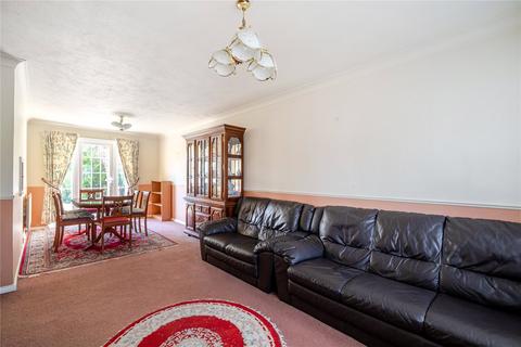 3 bedroom terraced house for sale, Lindley Road, Walton-On-Thames, KT12