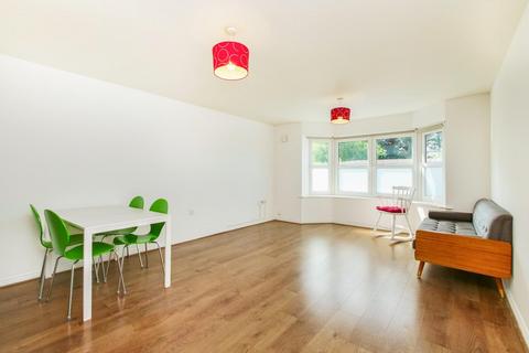 2 bedroom apartment for sale, Little Hallfield Road, York