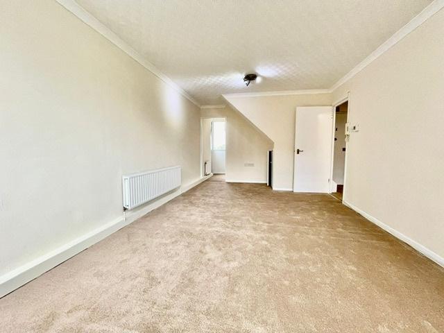 Churchfields, London, E18 - Widok 3